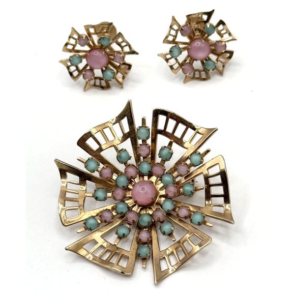Vintage pink and blue glass filigree flower brooch pin and earrings jewelry set